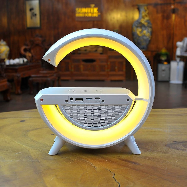 WHP™ – Intelligent LED Table Lamp with Wireless Charger